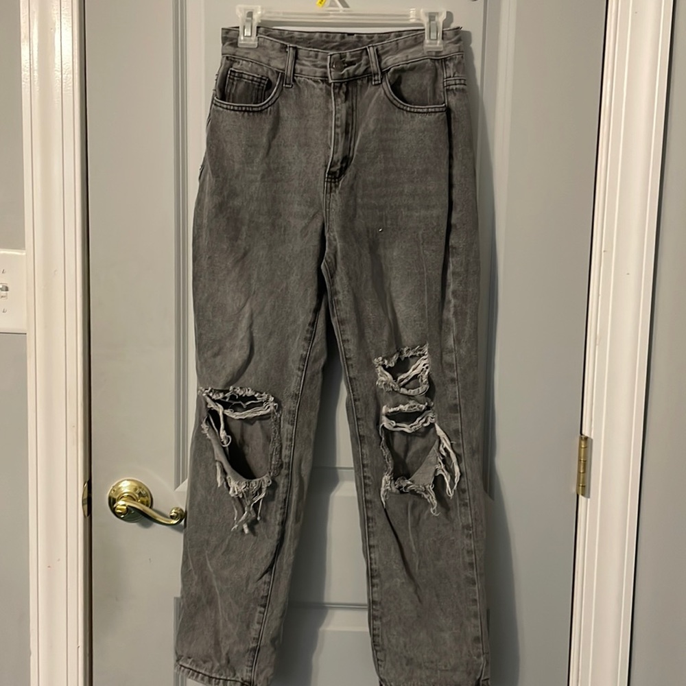 | Shein Solid Ripped Jeans - Picture 2 of 3